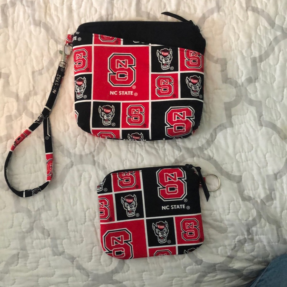 Wolfpack NC State team wristlet and matching change purse NWOT